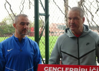 Gençlerbirliği Teknik Direktörü Storck: Galatasaray’a karşı iyi bir maç çıkaracağımızı düşünüyorum