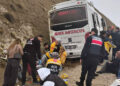 Yolcu midibüsü şarampole düştü: 9 yaralı