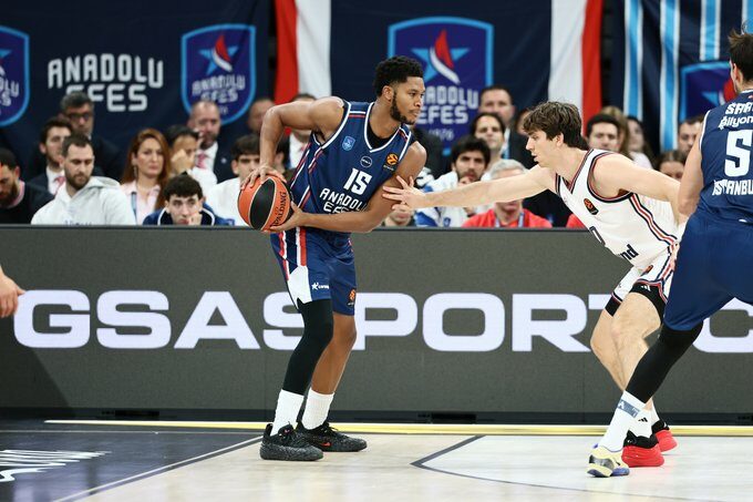 Anadolu Efes, EuroLeague'de Bayern Münih'e 101-93 mağlup oldu! Üst üste 3. yenilgi