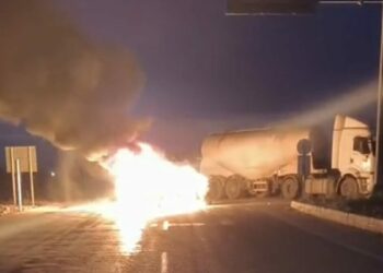 TIR ile çarpışan otomobil yandı: 1 yaralı