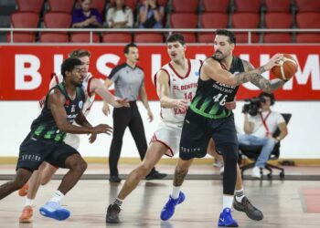 Denizli Basket Portekiz'de mağlup