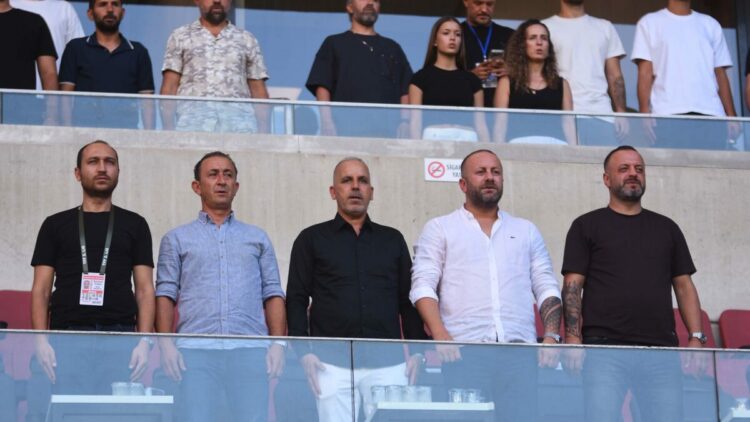 Altay'da Başkan Sinan Kanlı'dan bilet çıkışı