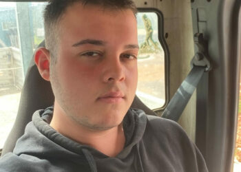 Zincirleme kazaya karışan motosikletin sürücüsü öldü