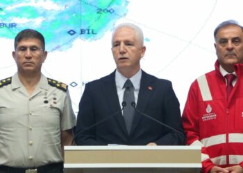 Vali Gül: 1942 yılından beri düşen en yüksek yağıştan bahsediyoruz / Aktüel görüntüyle geniş haber