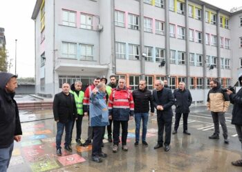 Sultangazi’de ekiplerin yağış mesaisi