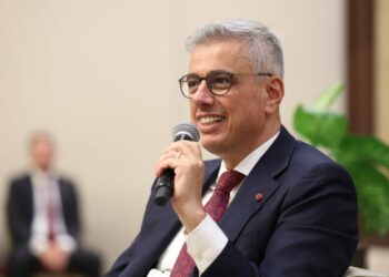 Bakan Memişoğlu: Sağlık sektörünün temsilcileriyle bir araya geldik