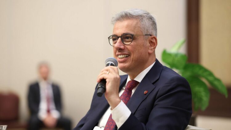 Bakan Memişoğlu: Sağlık sektörünün temsilcileriyle bir araya geldik