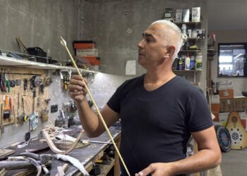 Filmler sayesinde okçuluğa ilgi duydu, ‘Kültür Miras Taşıyıcısı’ olup üniversitede eğitim vermeye başladı