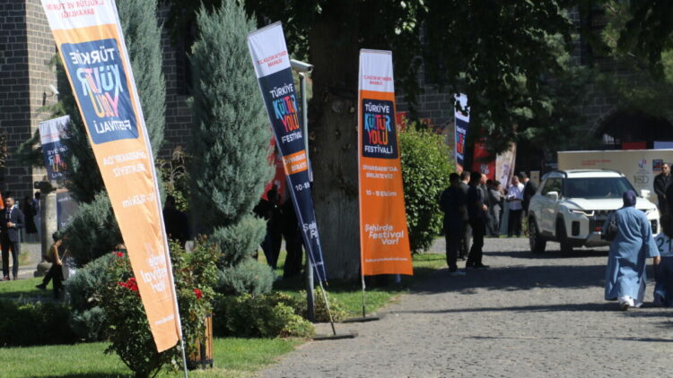 Diyarbakır Kültür Yolu Festivali’ne ilk 5 günde 700 bin ziyaretçi