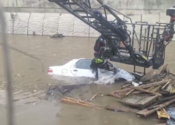 Sarıyer’de selde kaybolan Ahmet Derin’in otomobili dereden çıkarıldı; kendisi aranıyor