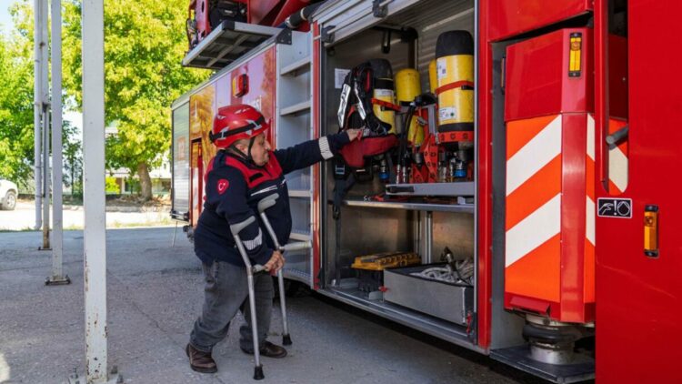 '110 Yaşar'ın 24 yıllık itfaiyecilik öyküsü
