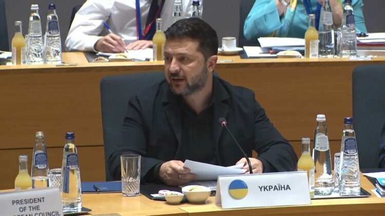 Zelenskiy: AB'den en az 70 milyar avro daha desteğe ihtiyacımız var