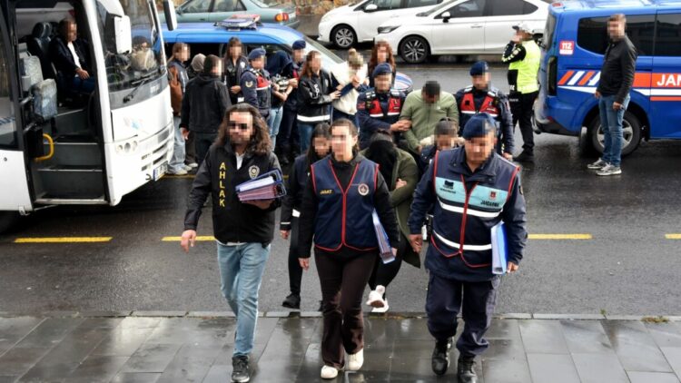 Nevşehir merkezli 9 ildeki fuhuş operasyonunda 11 tutuklama