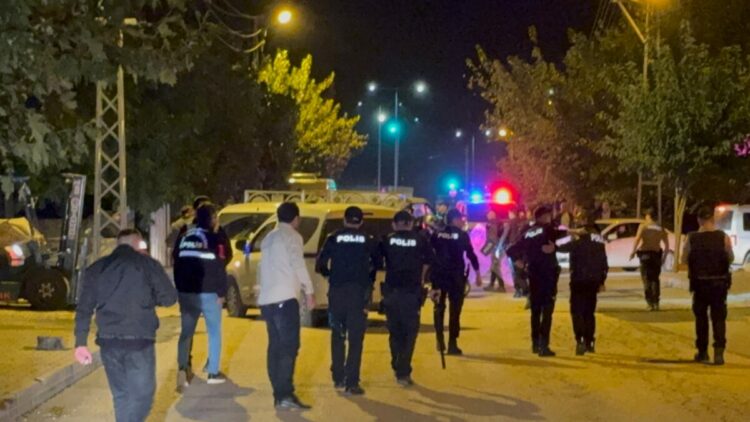 4 kişinin yaralandığı kavgaya ilişkin 17 şüpheli daha gözaltına alındı