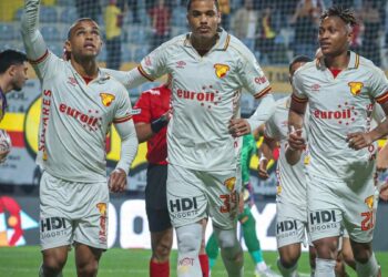 Göztepe seri için Kocaelispor'a rakip