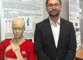 Üniversite öğrencilerden omurga sağlığı için akıllı korse