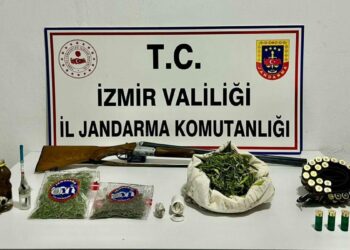 İzmir'de uyuşturucu operasyonu; 42 gözaltı