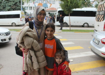 7 yaşında yürüyebilen Serebral Palsili Hayrunnisa'nın hayali doktor olmak