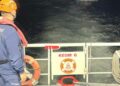 Çanakkale Boğazı'nda sürüklenen tekne kurtarıldı