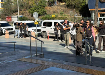 Kaçırılıp 15 milyon avroluk senet imzalatıldığı iddiasına 8 gözaltı
