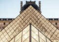 Louvre Müzesi eylemler nedeniyle ziyarete kapatıldı