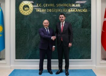 Bakan Kurum, Kazakistan Ekoloji ve Doğal Kaynaklar Bakanı Kuantyrov ile görüştü