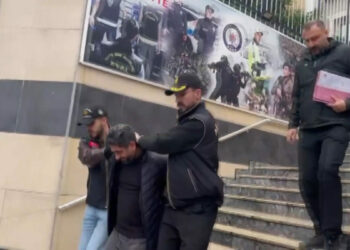Beyoğlu’nda 2018 yılında işlenen cinayete ilişkin firari hükümlü 2 kardeş yakalandı