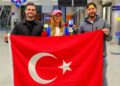 Okyanusları aşan Eda, İzmir'e döndü