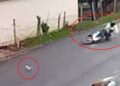 Kediye çarpmamak için manevra yaptığı motosikleti devrilen sürücü yaralandı