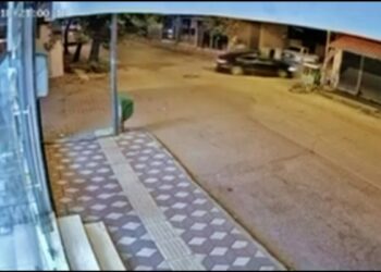 Adıyaman'da 2 kişinin yaralandığı kaza kamerada