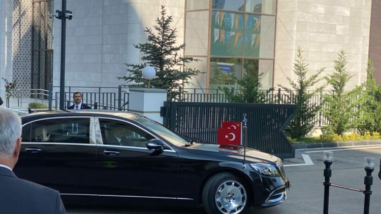 AK Parti'de MKYK toplandı