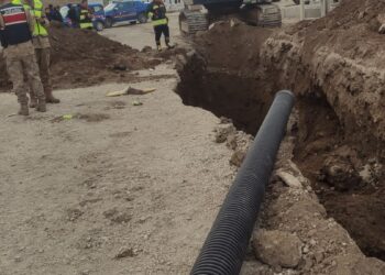 Altyapı çalışması sırasında göçük; 1 ölü
