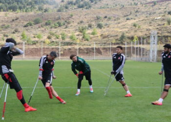 Ampute futbolla hayata tutundular