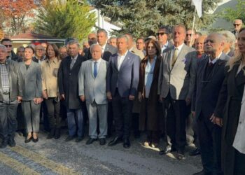 Özgür Özel: Partinin adını millet koydu, kimseye değiştirtmez