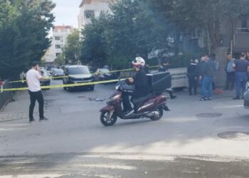 Bayrampaşa'da eşine ürün satmaya çalışan kasabı bıçakla öldürdü
