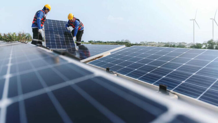 Güneş enerjisinin kurulu gücü her 3 yılda ikiye katlanıyor