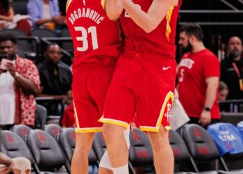 Alperen Şengün’lü Houston Rockets sezona galibiyetle başladı