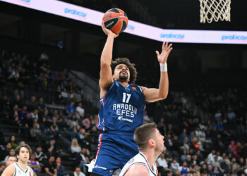 Anadolu Efes – Beşiktaş: 89-80