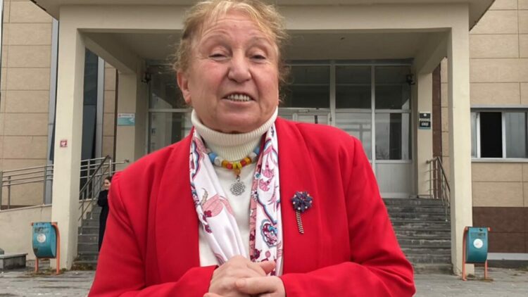 69 yaşında üniversiteden mezun oldu, 71 yaşında yüksek lisansa başladı