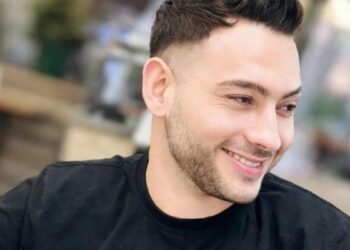 Elektrik direğine çarpan motosikletin sürücüsü öldü