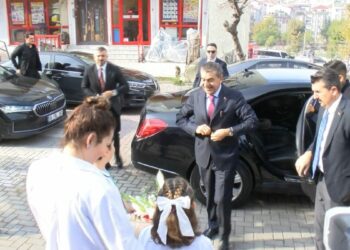 Bakan Yusuf Tekin: Oyunu öğrenmenin bir parçası olarak kabul ettiğimizi ifade ettik