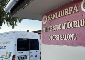 Başını ağaca çarpıp traktörden düşen çiftçi öldü