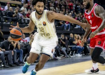 Olympiakos - Fenerbahçe Tarfin: 61-64
