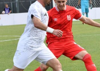 Uşakspor ile Gaziemir puan yarışında