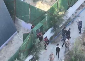 İzmir'de 30 yıl hapis cezasıyla aranan firari yakalandı