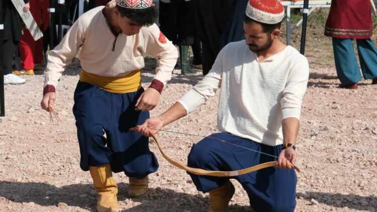 Geleneksel Türk Okçuluk Türkiye Şampiyonası 2’nci gününde sürüyor