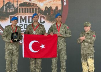 Kara Kuvvetleri'nin 'Askeri Dron Yarışması'nda Türkiye şampiyon oldu