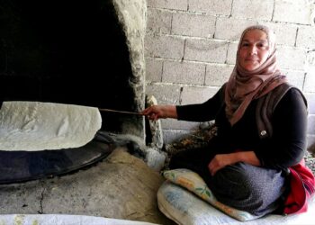 Kayseri’de imece usulü kışlık yufka ekmeği geleneği
