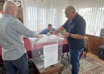 Çifte vatandaşlar, Bulgaristan'daki seçimler için sandık başında