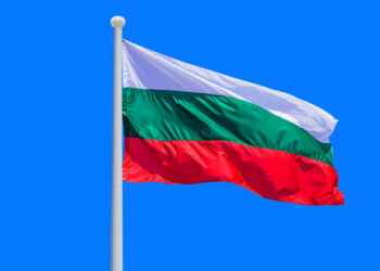 Bulgaristan'da halk yeni cumhurbaşkanını seçmek için sandık başında